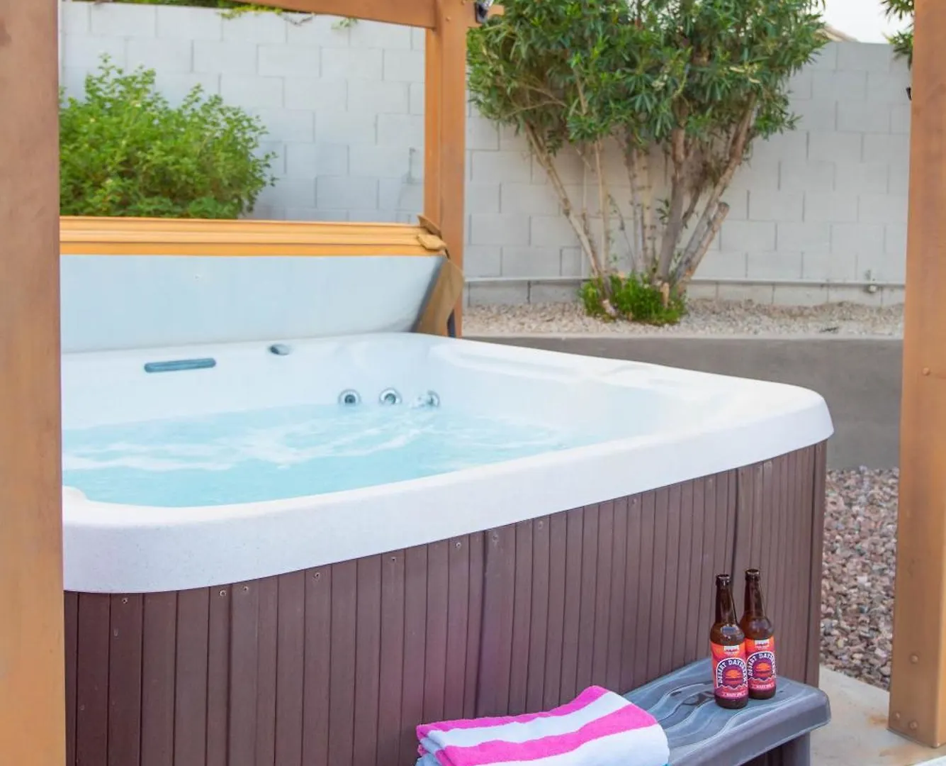 Дом отдыха Scottsdale Paradise Poolside With Hot Tub & Gym Феникс